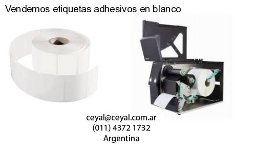 Vendemos etiquetas adhesivos en blanco